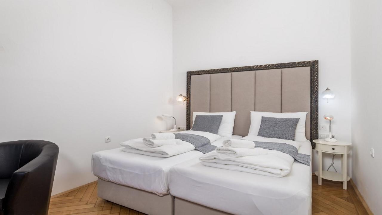 Apartments Art Teatro Fiume Kültér fotó